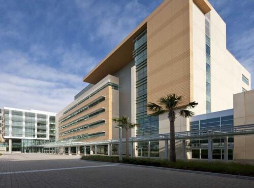 Architecture modern hospital exterior design