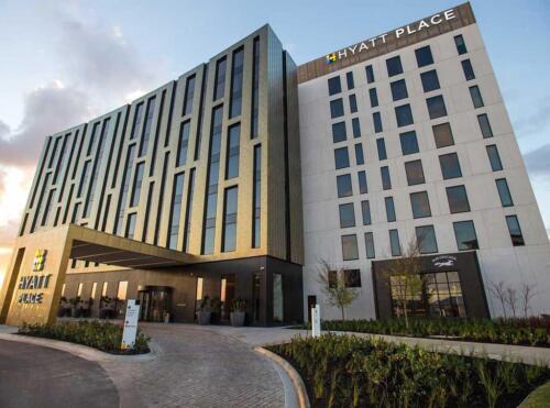 Exterior hotel design idea