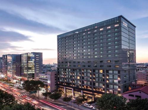 LUXURIOUS-HOTEL-DESIGN