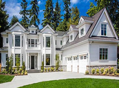 LUXURIOUS-TRADITIONAL-HOUSE-DESIGN-PLAN